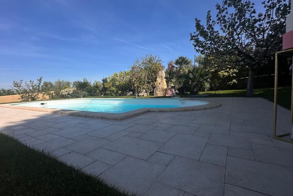 Villa Vittoria Events Корато Екстериор снимка
